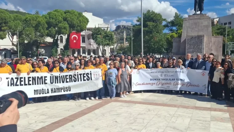 Muğla'da Dünya Yaşlılar Günü: 100 Yaş Evi'nde buluşma