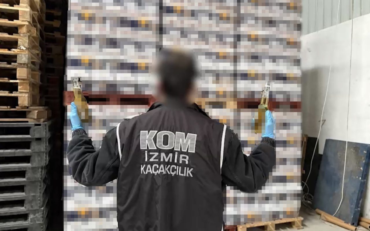 İzmir'de kaçak içki operasyonu: 23 bin 40 şişe ele geçirildi