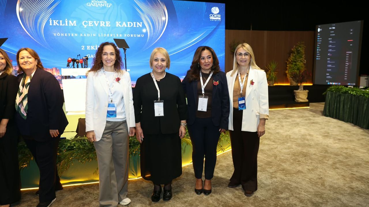 Asuman Şen: Gaziantep'te Kadın Liderler Forumu'na katıldı