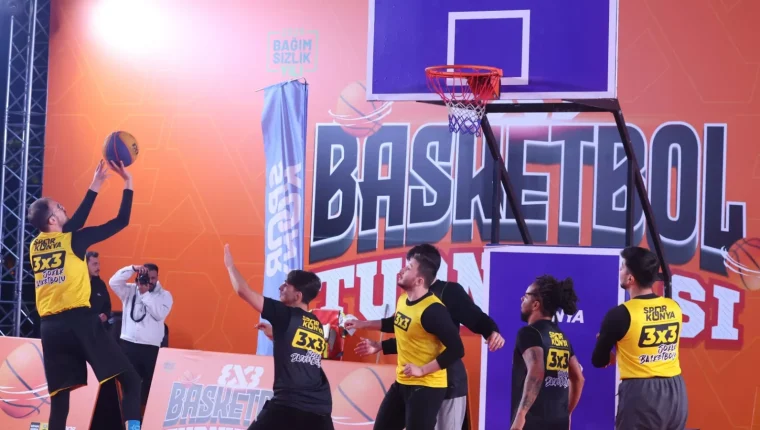 Konya'da 3x3 basketbol turnuvası başladı: 32 takım sahada
