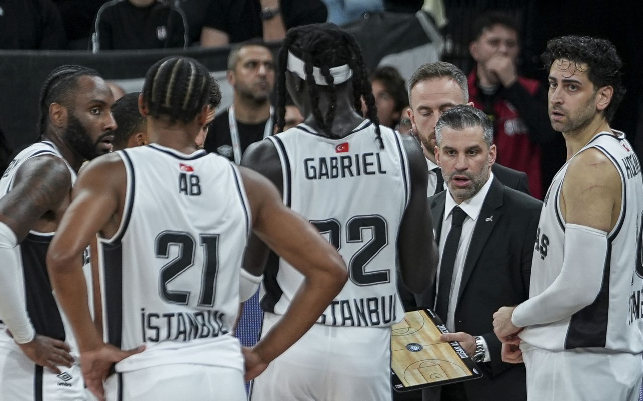 Beşiktaş EuroLeague'de evinde Barcelona'ya 95-82 mağlup oldu