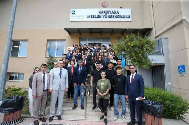 Karşıyaka Meslek Yüksekokulu açıldı: Bakırçay Üniversitesi ortaklığı