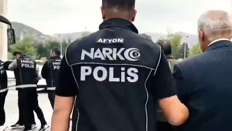 İçişleri açıkladı: 75 ilde 985 kg madde ve 1,5 milyon hap ele geçirildi