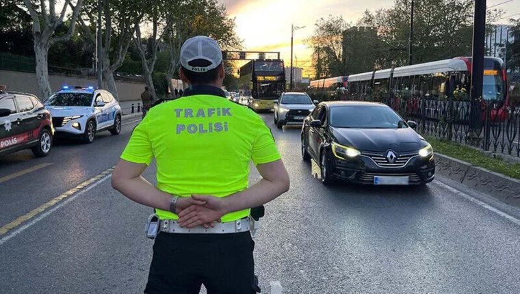 İstanbul'da bazı yollar bugün 06.00'da trafiğe kapatılacak