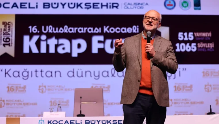 Kocaeli Kitap Fuarı'nda Kemal Sayar: Hız Çağında Sükûnet Dersleri