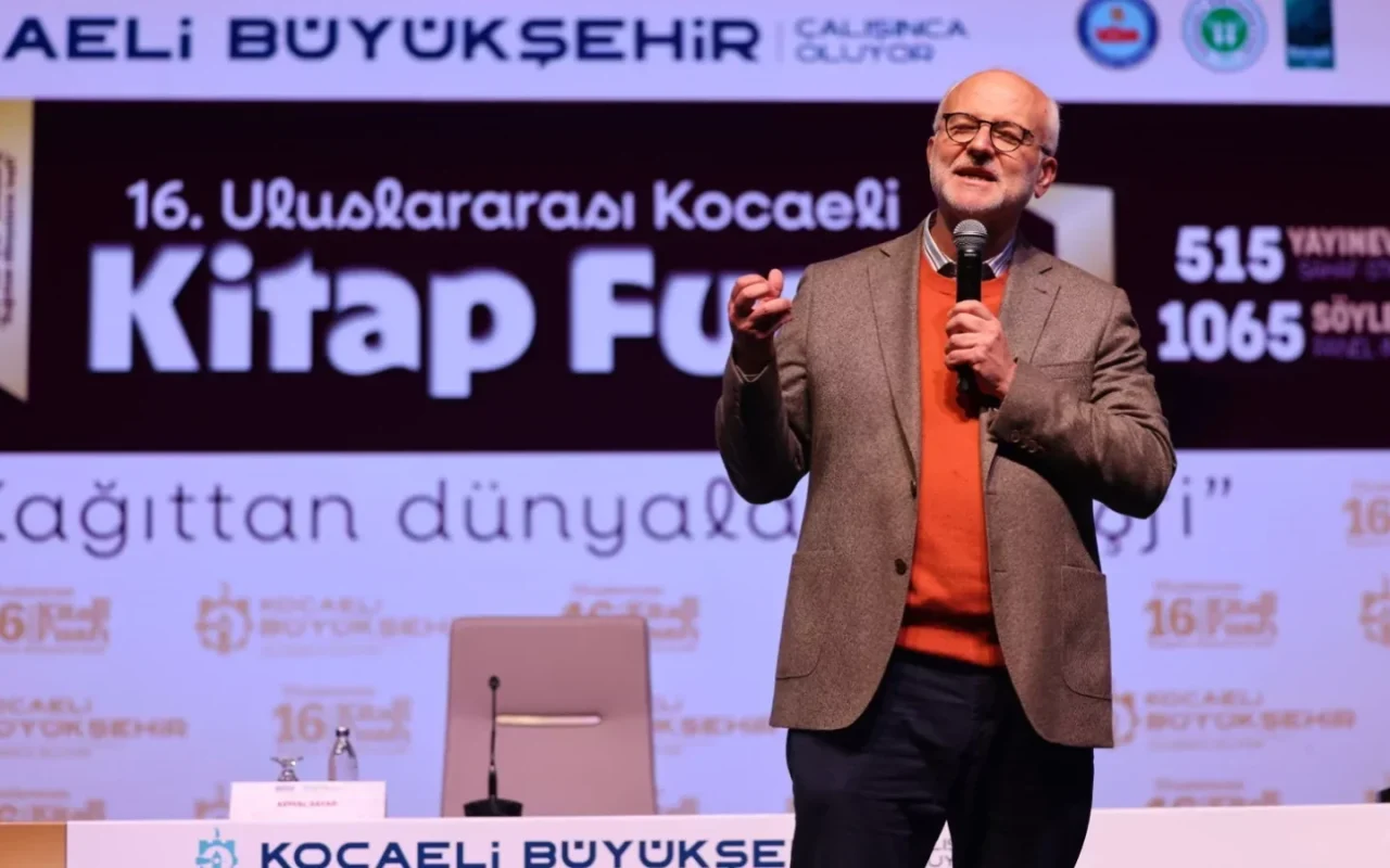 Kocaeli Kitap Fuarı'nda Kemal Sayar: Hız Çağında Sükûnet