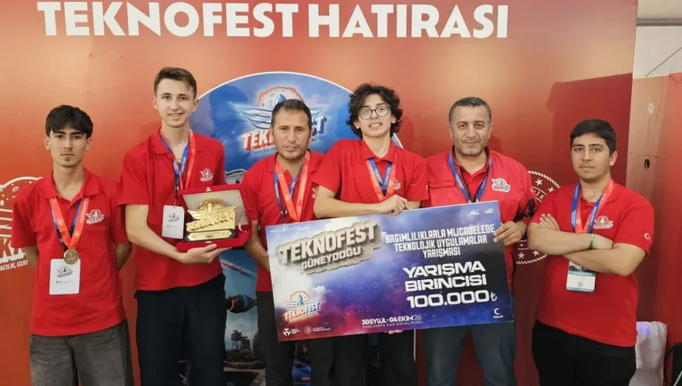 TEKNOFEST’te Sakarya zaferi: MARMAD Takımı Türkiye birincisi