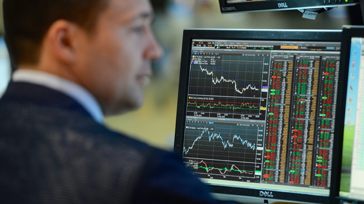 Yatırım fonları yüzde 1,86 düştü; BIST 100 sert geriledi