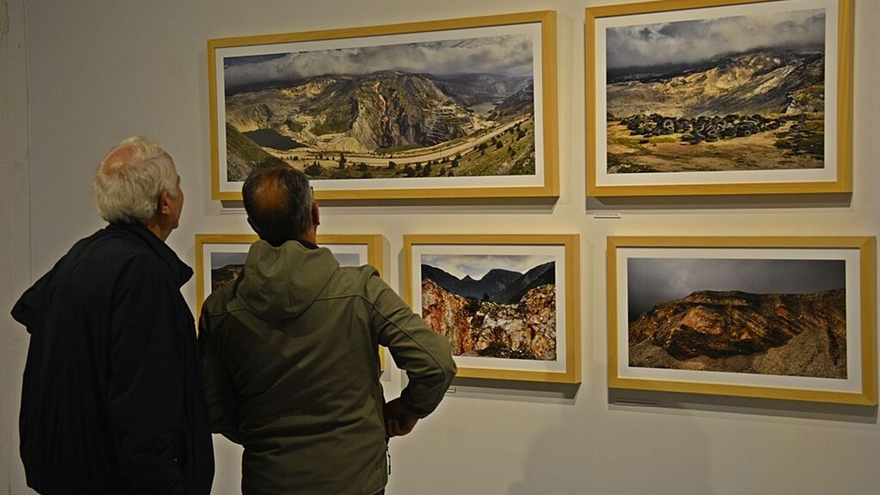 Bergama’da 'Bir Coğrafyanın Z Raporu' sergisi açıldı