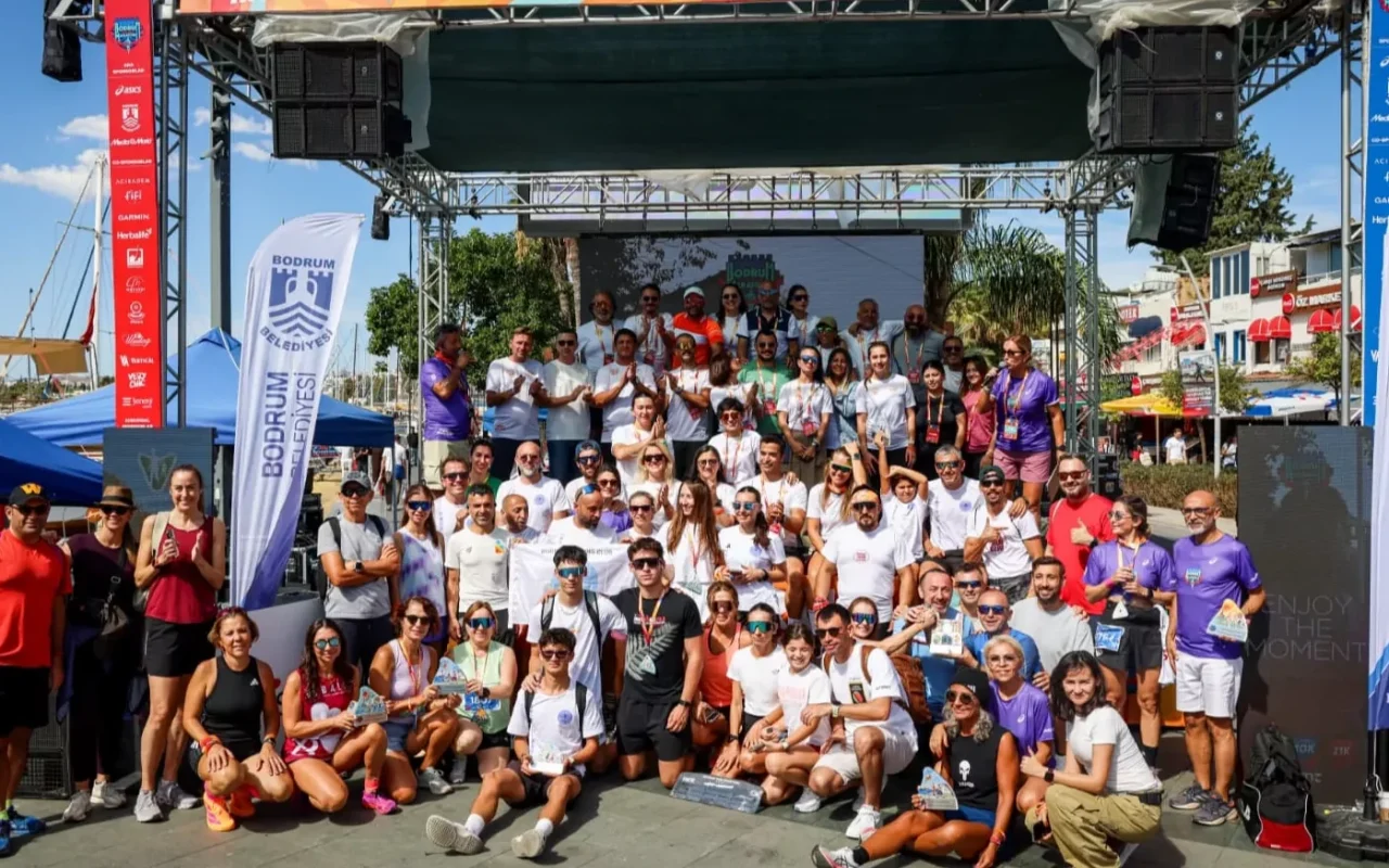 Bodrum Yarı Maratonu'nda 2 bin 500 sporcu koştu, 23 ülkeden katılım