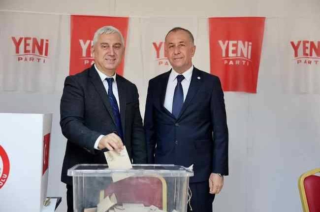 Bergama Belediyesi 140 milyonluk yol hamlesi başladı