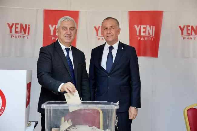 Bergama Belediyesi 140 milyonluk yol hamlesi başladı