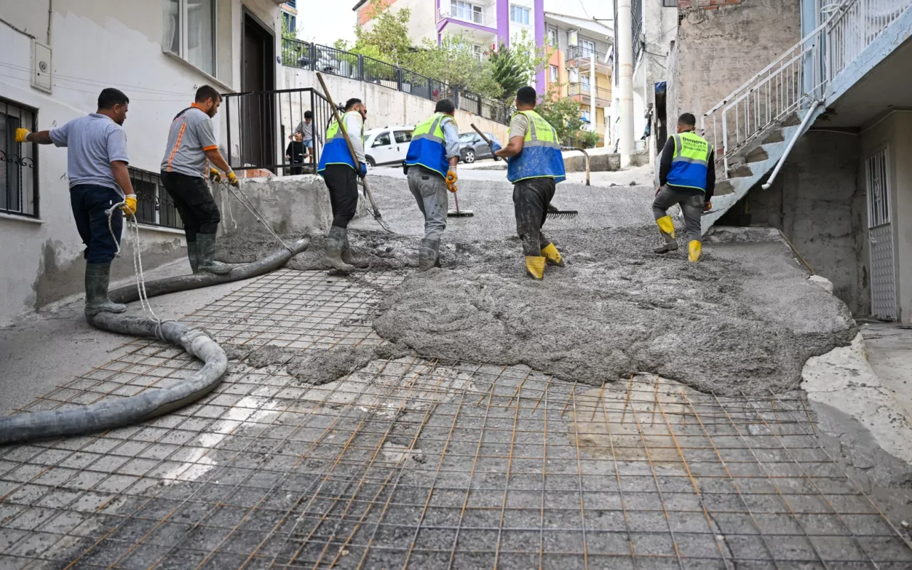 Bornova’da bir yol sorunu daha çözüldü