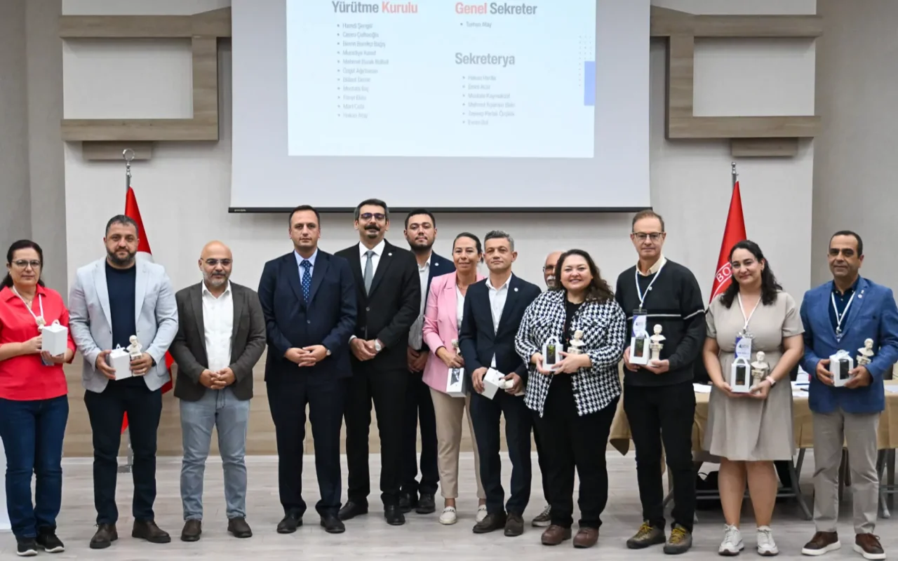 Bornova Kent Konseyi’nde Doğan Baran Mengüş güven tazeledi