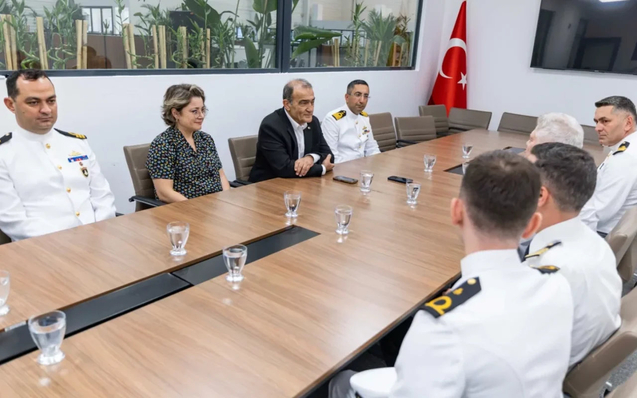 NUSRET-2026 öncesi Tuğamiral Osman Çevik İzmir Büyükşehir'de