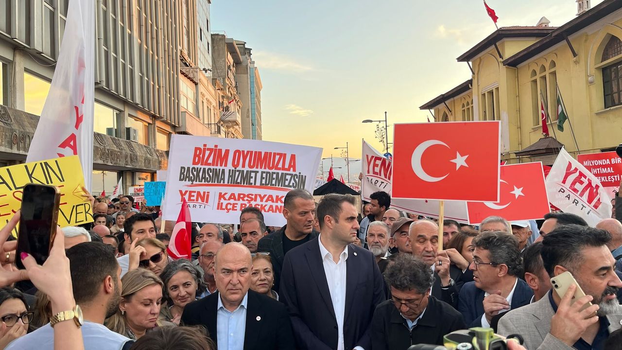 Cemil Tugay'ın AK Parti'ye geçişi İzmir'de protesto edildi