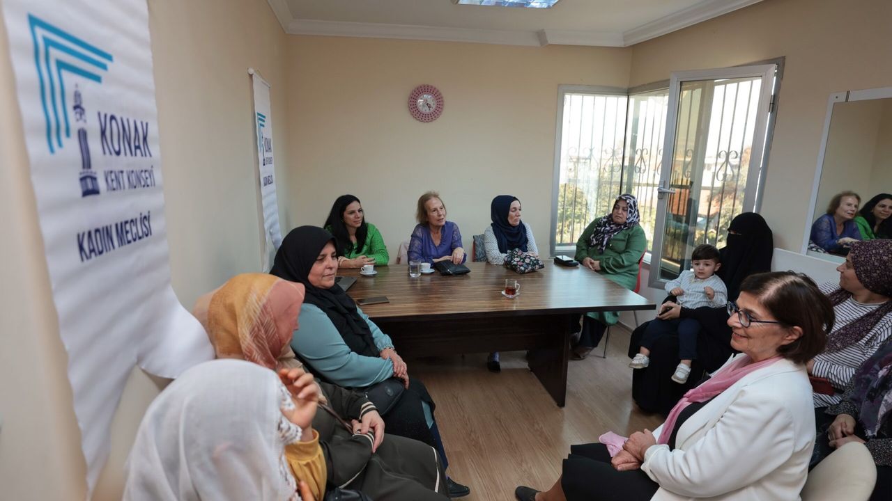 Konak’ta meme kanseri farkındalık seminerleri başladı