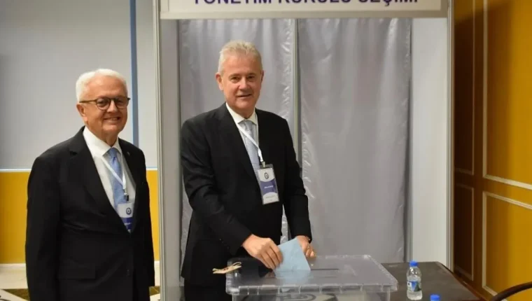 İZTO'da yeni dönem: Başkan Özgener projeleri Kasım'da açıklayacak