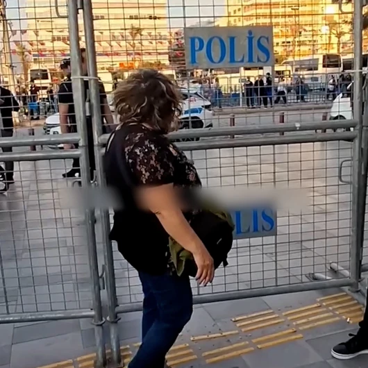 Cemil Tugay AK Parti'ye katılınca İzmirli vatandaş özür diledi