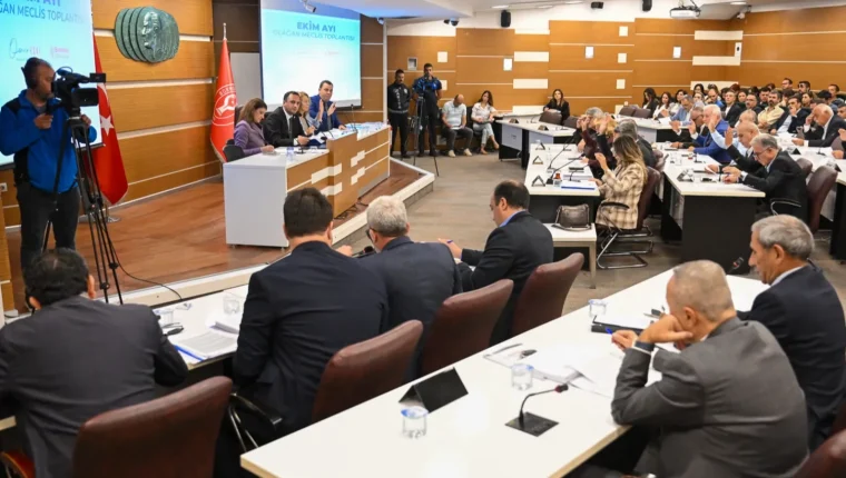 Bornova'nın 2027 bütçesi: 9 milyar 30 milyon lira ile hizmet ve yatırımlar