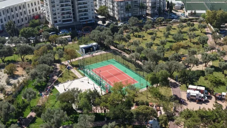 İzmir’de spor salonu açık havaya taşındı