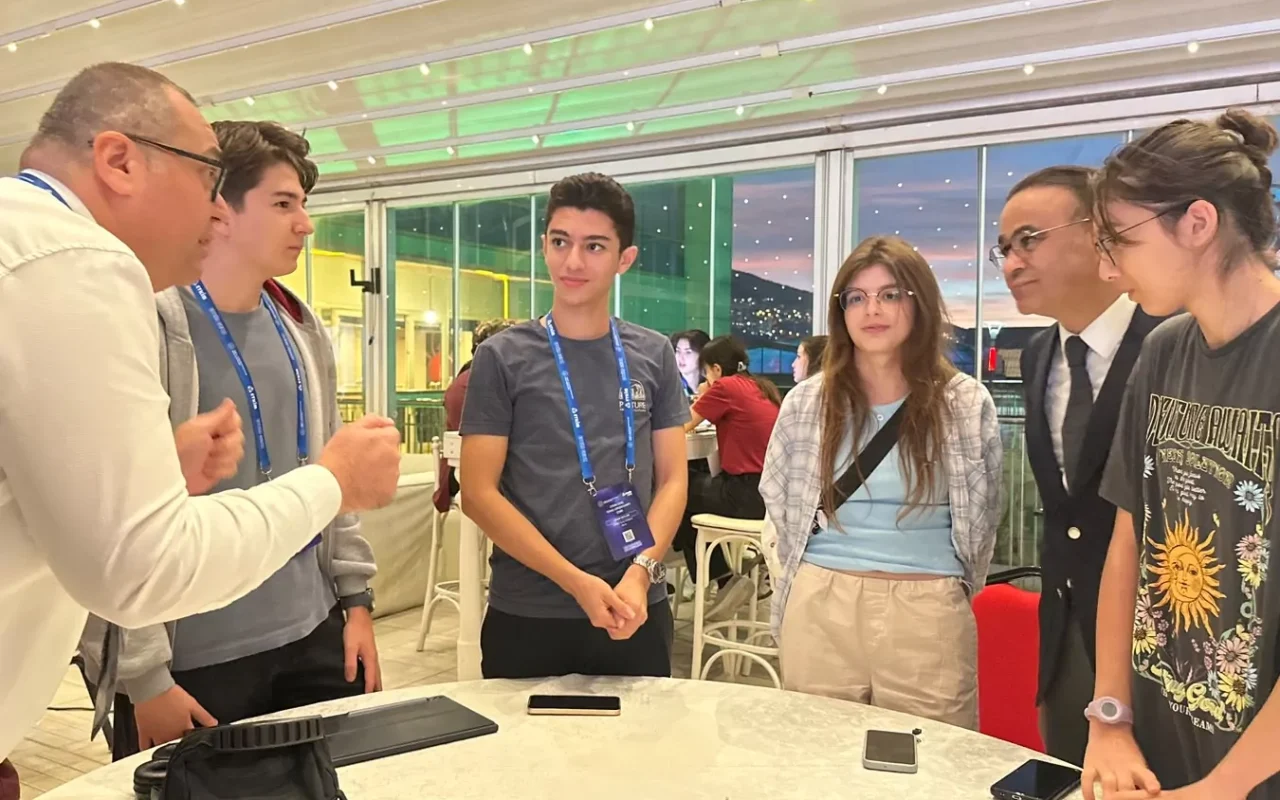 İzmir İl Milli Eğitim'den ETKİM Genç Tekno Girişim Kampı’na ziyaret