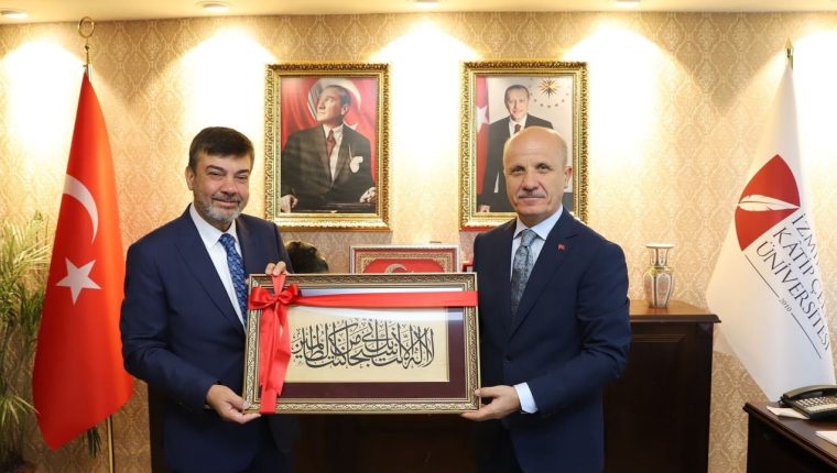 YÖK Başkanı Erol Özvar İzmir Kâtip Çelebi Üniversitesi’nde rektörlerle buluştu