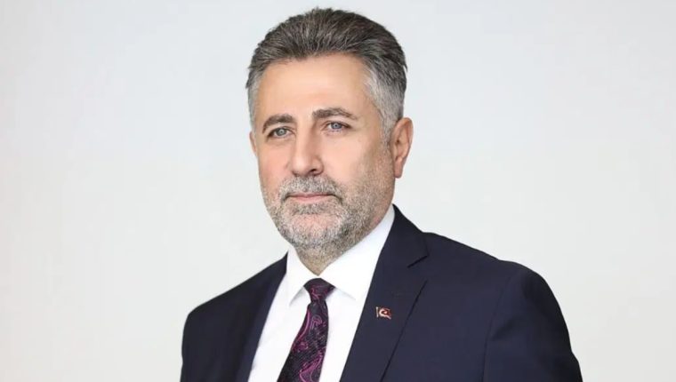 Bayraklı Belediyesi soruşturmasında 6 şüpheli tutuklandı
