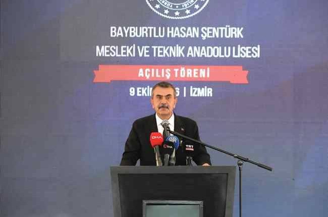 Bakan Yusuf Tekin, Dikili'de Şentürk ailesinin okulunu açtı
