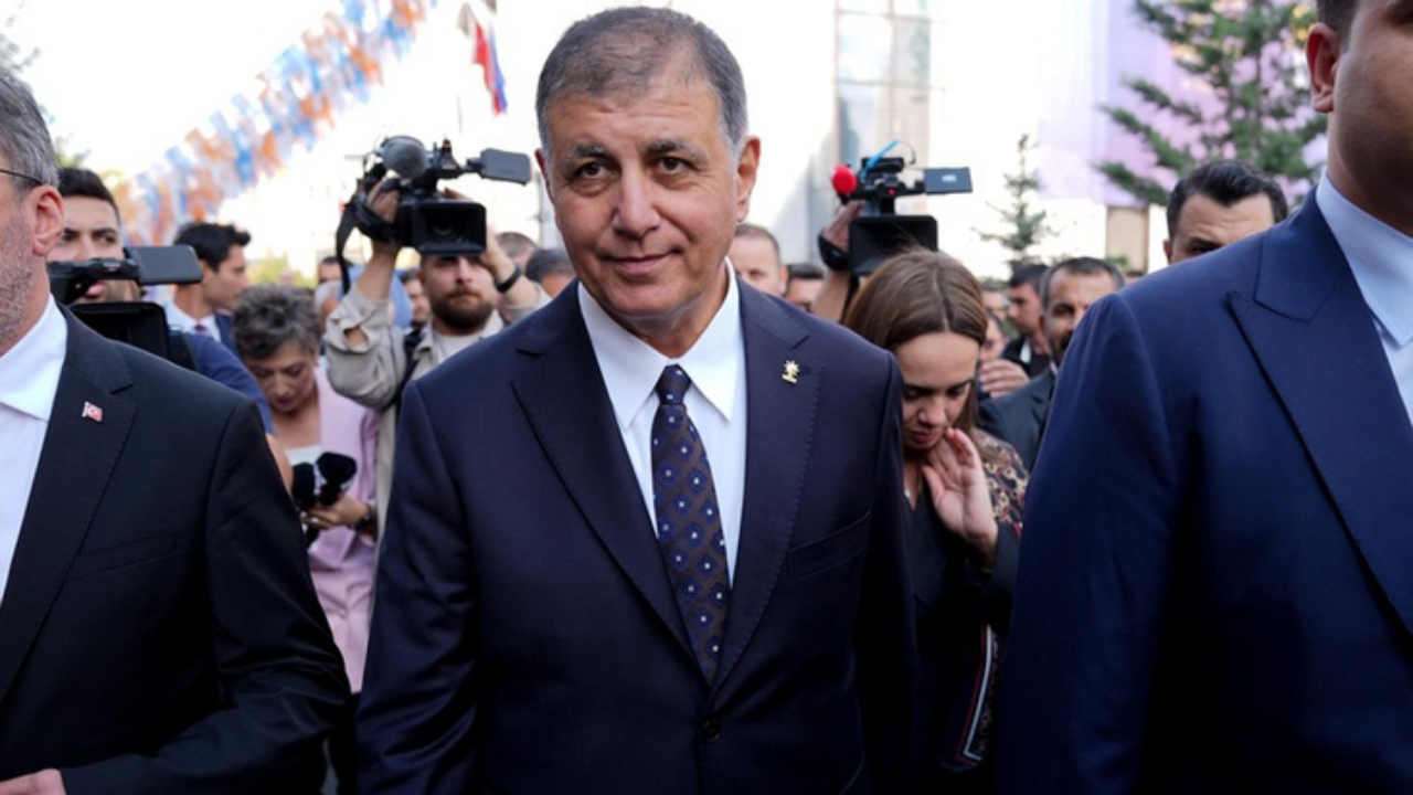 Cemil Tugay: Kentsel dönüşüm ve siyasi tercihleri üzerine samimi açıklama