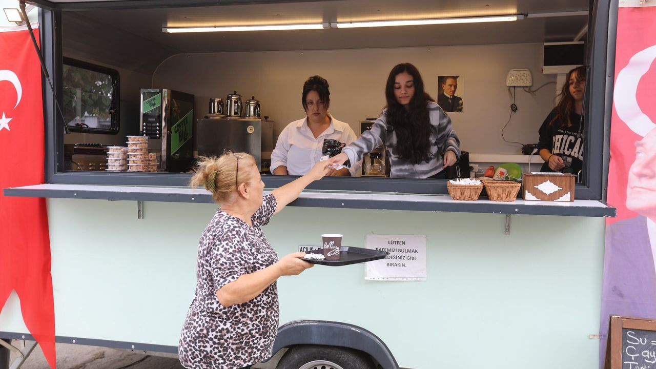 Selçuk'ta Engelsiz Kafe: Gençlik Dayanışması ve İstihdam