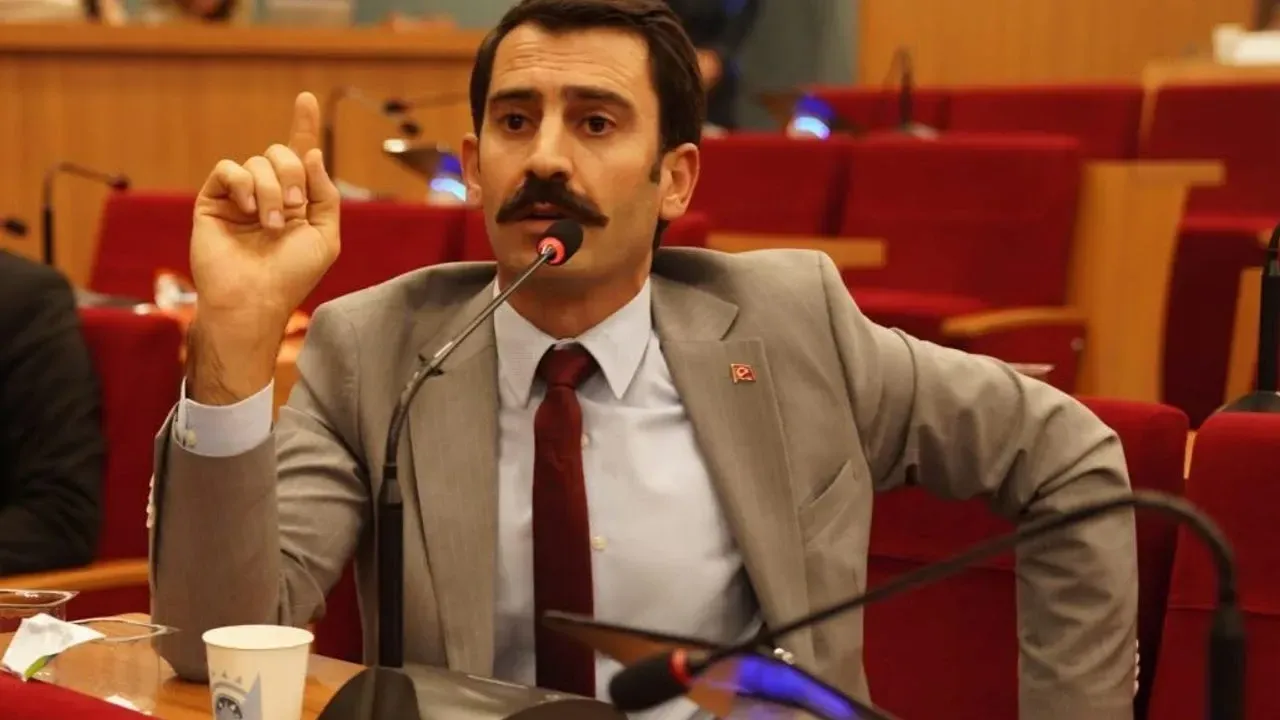 AK Partili Dilaver Kişili'den YENİ Parti'ye istifa resti