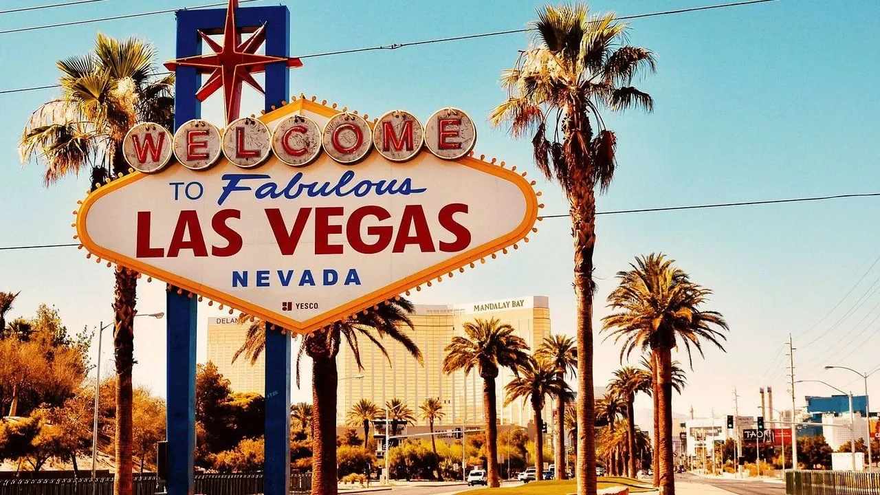 İZKA Las Vegas seyahati için konaklama ihalesi açıyor