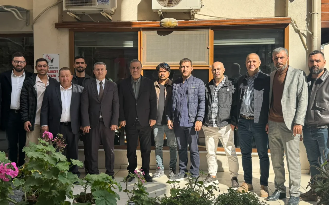 Sertaç Özdalkıran’dan Dikili’de esnaf ziyareti