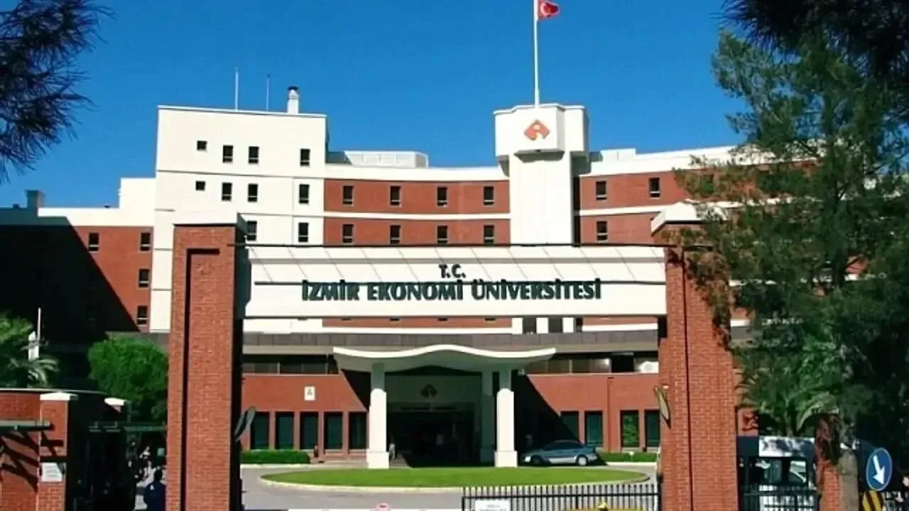 İzmir Ekonomi Üniversitesi 9 akademik kadro için başvuru ilanı