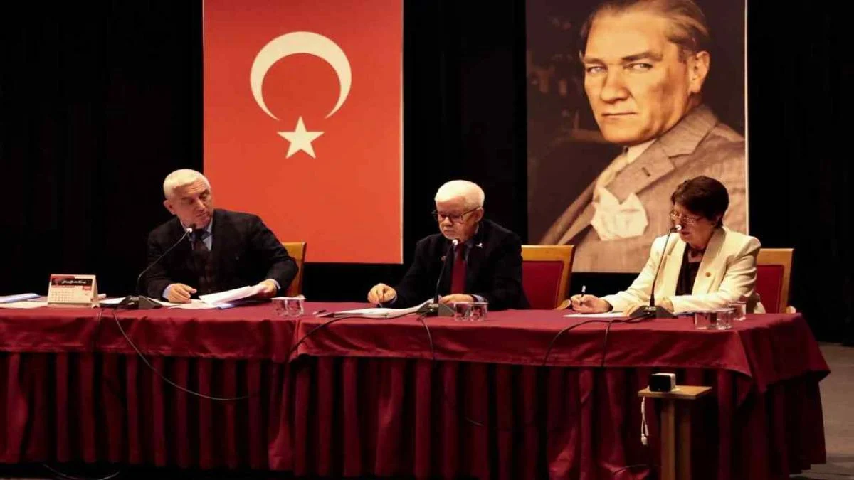 Bergama Belediyesi 2027 bütçesi oy birliğiyle kabul edildi