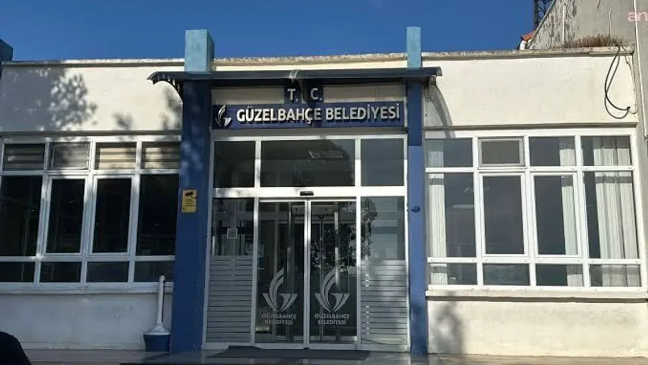 Güzelbahçe Belediyesi Sayıştay raporunda danışman tespiti ve mali kayıt uyarısı